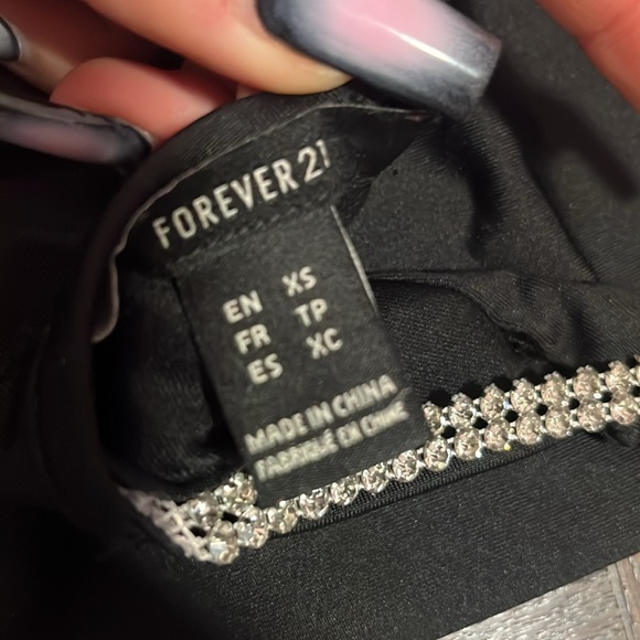 Black bodysuit with sparkle straps - Picture 5 of 5